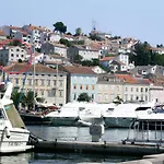 Mirakul Apartman *