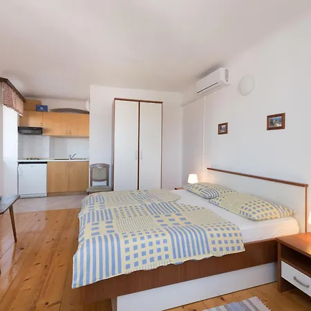 Mirakul Apartman *