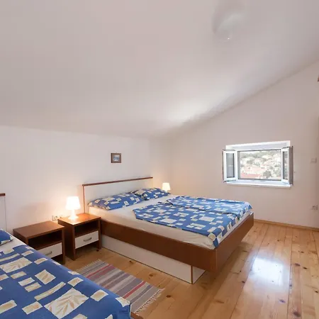 Mirakul Apartment