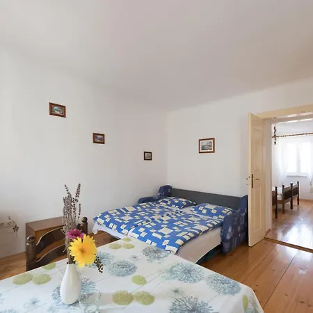 Mirakul Apartment *