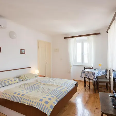 Apartment Mirakul *